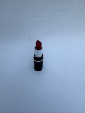 MAC Cosmetics Red Lipstick - Deep Classic Red